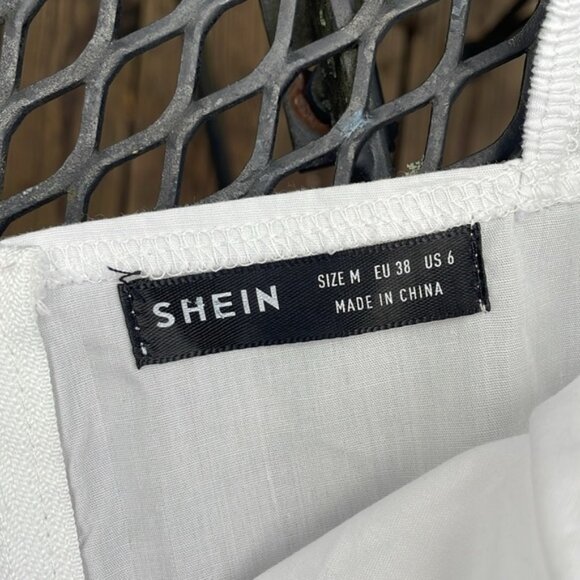 White Flutter Sleeve Square Neck Crop Top - Picture 5 of 5